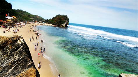 Pantai Indrayanti Jogja